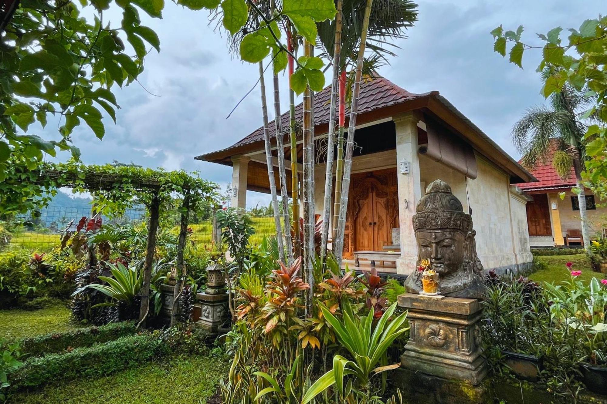 Villa Pastiny Santy Sidemen ซิเดอมัน ภายนอก รูปภาพ